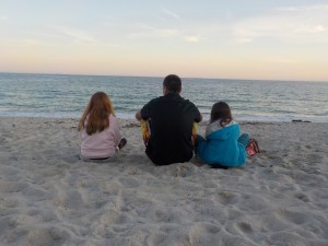 Fouesnant Beach_Daddy & Girls