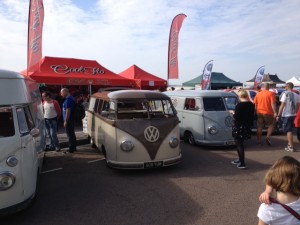 Barndoor campervan in front of Cool Flo clothing at Brighton